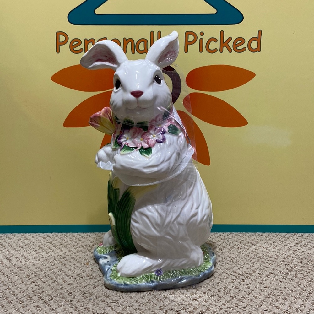 Corner Ruby Bunny Cookie Jar